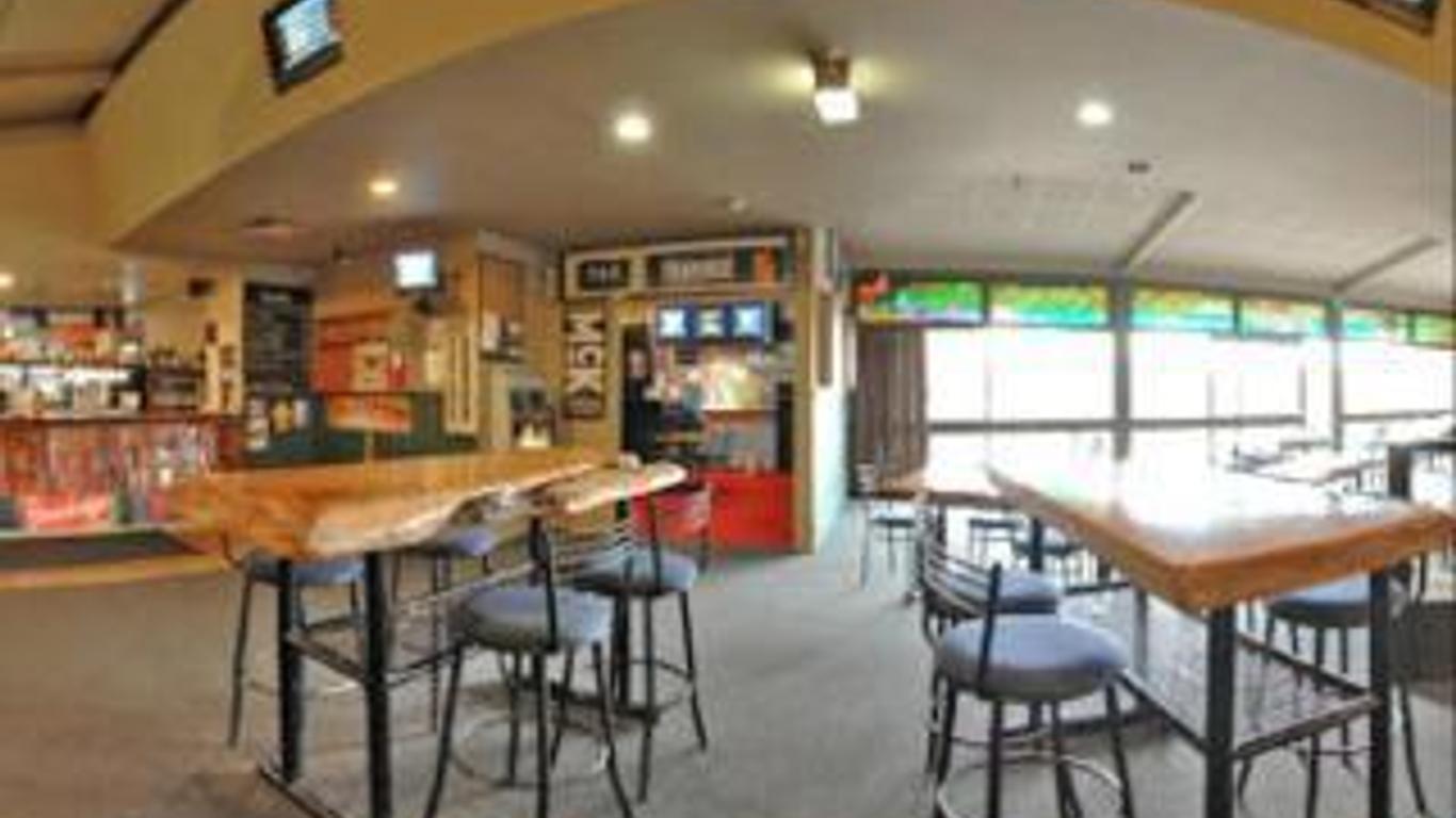 Equestrian Hotel