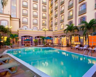 Hilton Princess Managua - Managua - Piscină