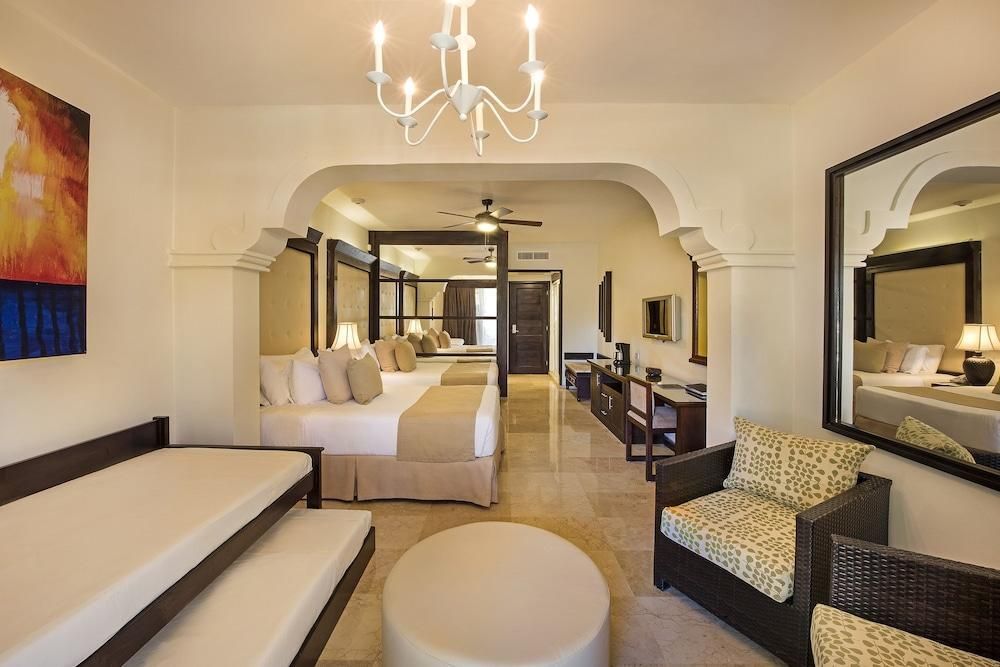 The Level At Melia Caribe Tropical