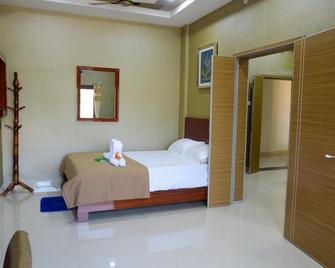Dp Stay Serviced Apartment - Vellore - Vellore - Bedroom