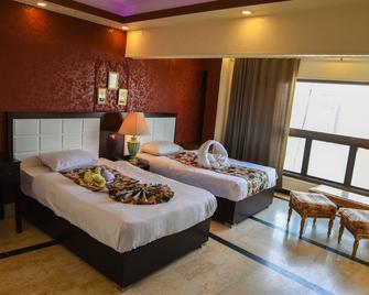 Nile sky hotel and suites - El Cairo - Habitación