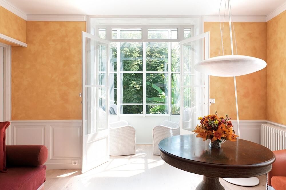 شامبرز دوت إدين ويست - لاروشيل