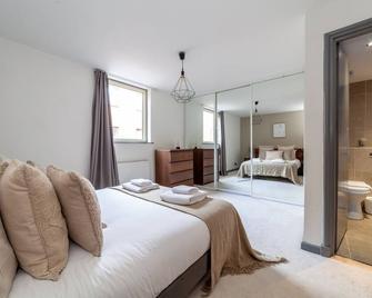 The Wapping Villa - London - Bedroom