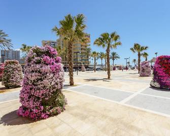 Hostal Costabella powered by Faro Homes - Fuengirola