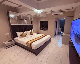 Hotel Melody Nx - Thane