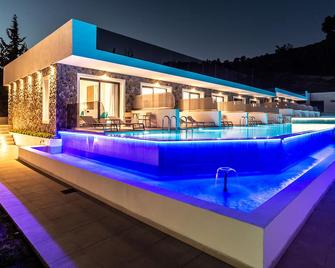 榮士酒店 - Rhodes (羅得斯公園) - 法里拉基 - 游泳池
