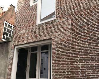 Mooi Genieten - Middelburg - Building