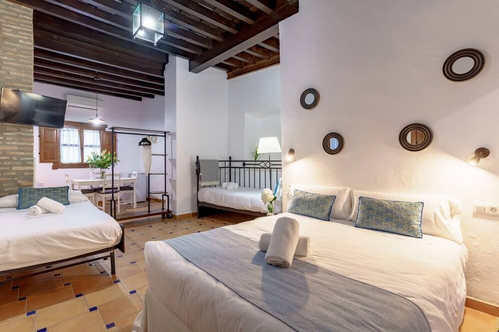 Suites Casa De Las Columnas - גרנדה - חדר שינה