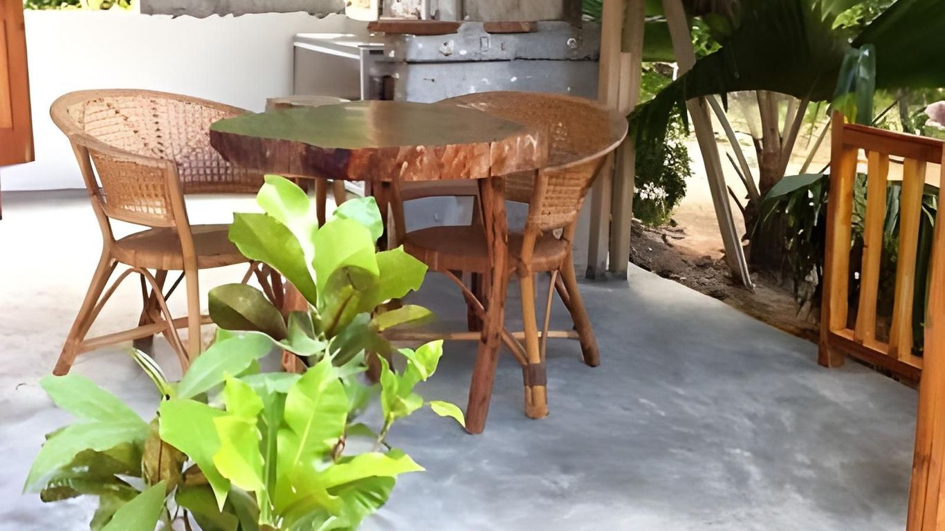 Coco Bay Guest House