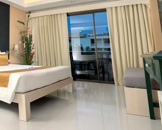 The Old Phuket - Karon Beach Resort - Karon - Bedroom