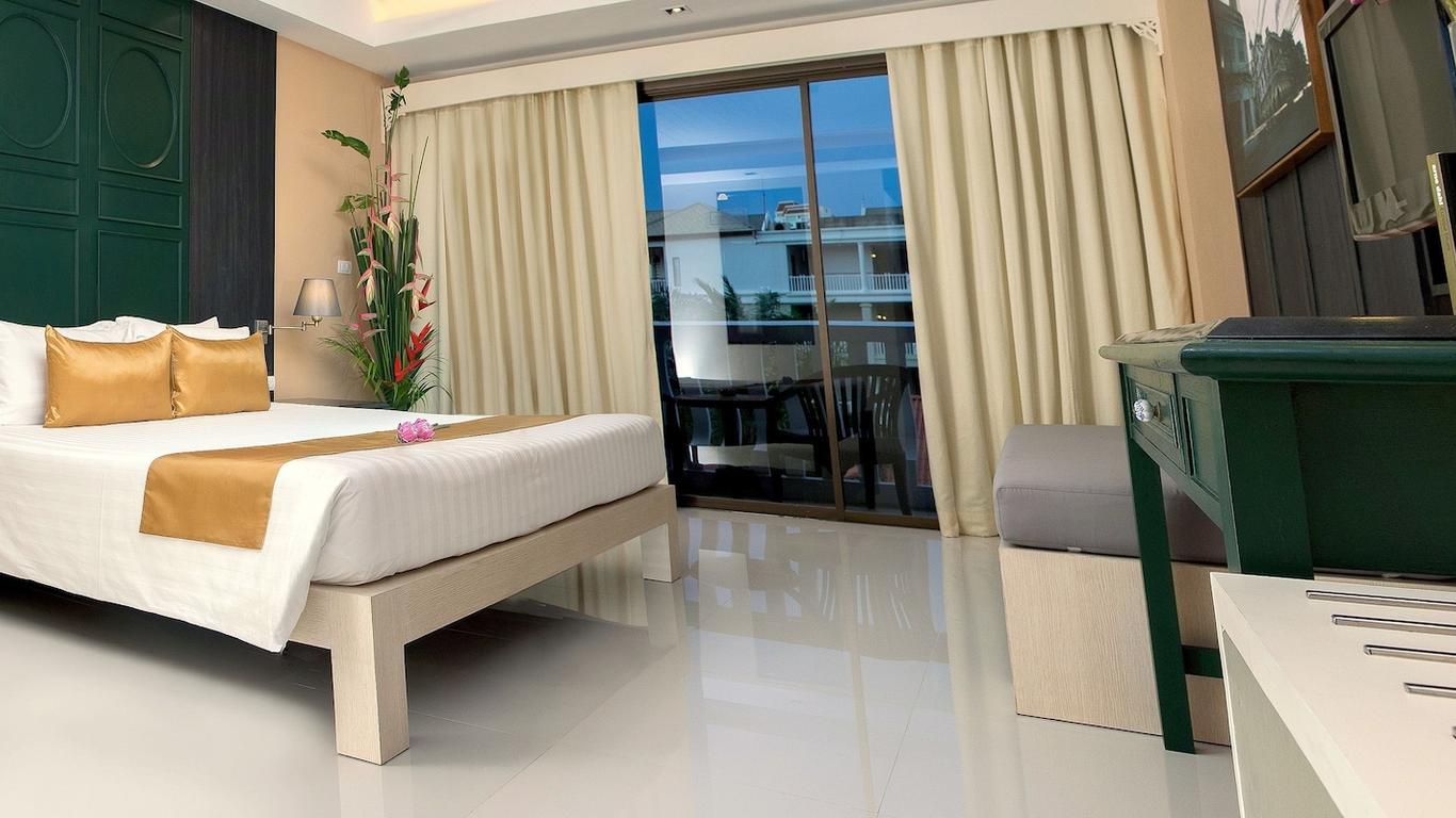 The Old Phuket - Karon Beach Resort