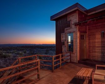 Boca de la Roca Private Mountain Lodge - Terlingua - Balcony