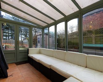 Easy Life - Mablethorpe - Balcony
