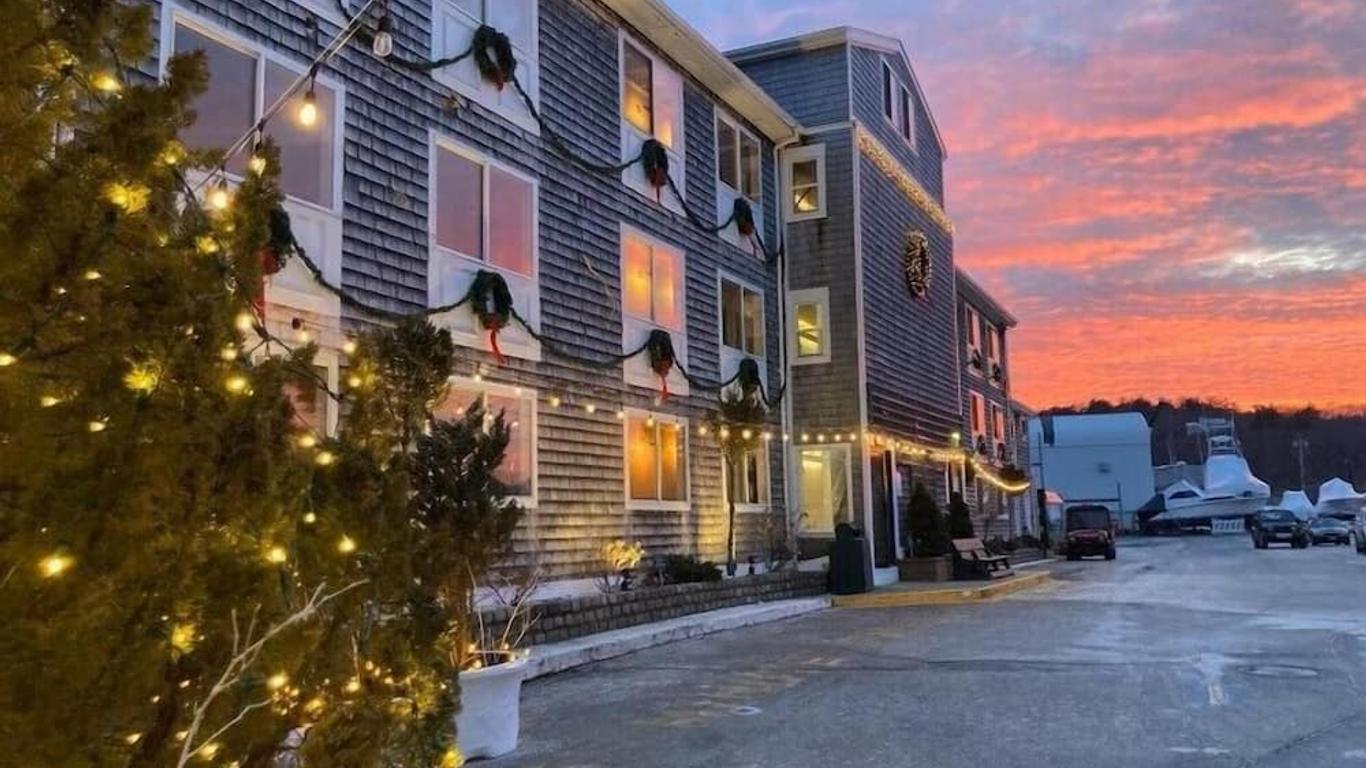 The Hotel at Cape Ann Marina