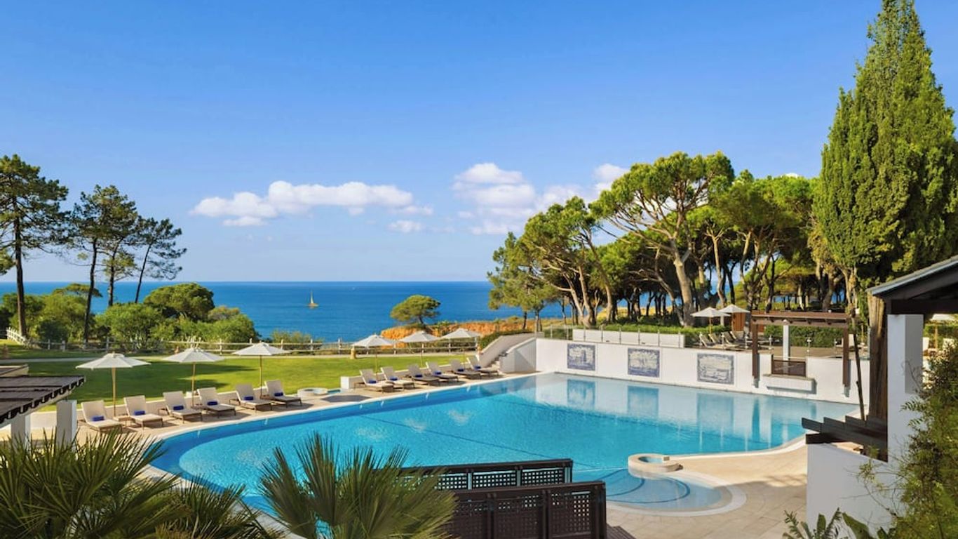 Pine Cliffs Ocean Suites, a Luxury Collection Resort & Spa, Algarve