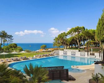 Pine Cliffs Ocean Suites, a Luxury Collection Resort & Spa, Algarve - Albufeira - Piscina