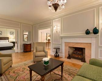 Fairmont Chateau Laurier - Ottawa - Living room