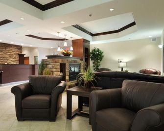 Canalta Olds - Olds - Lobby