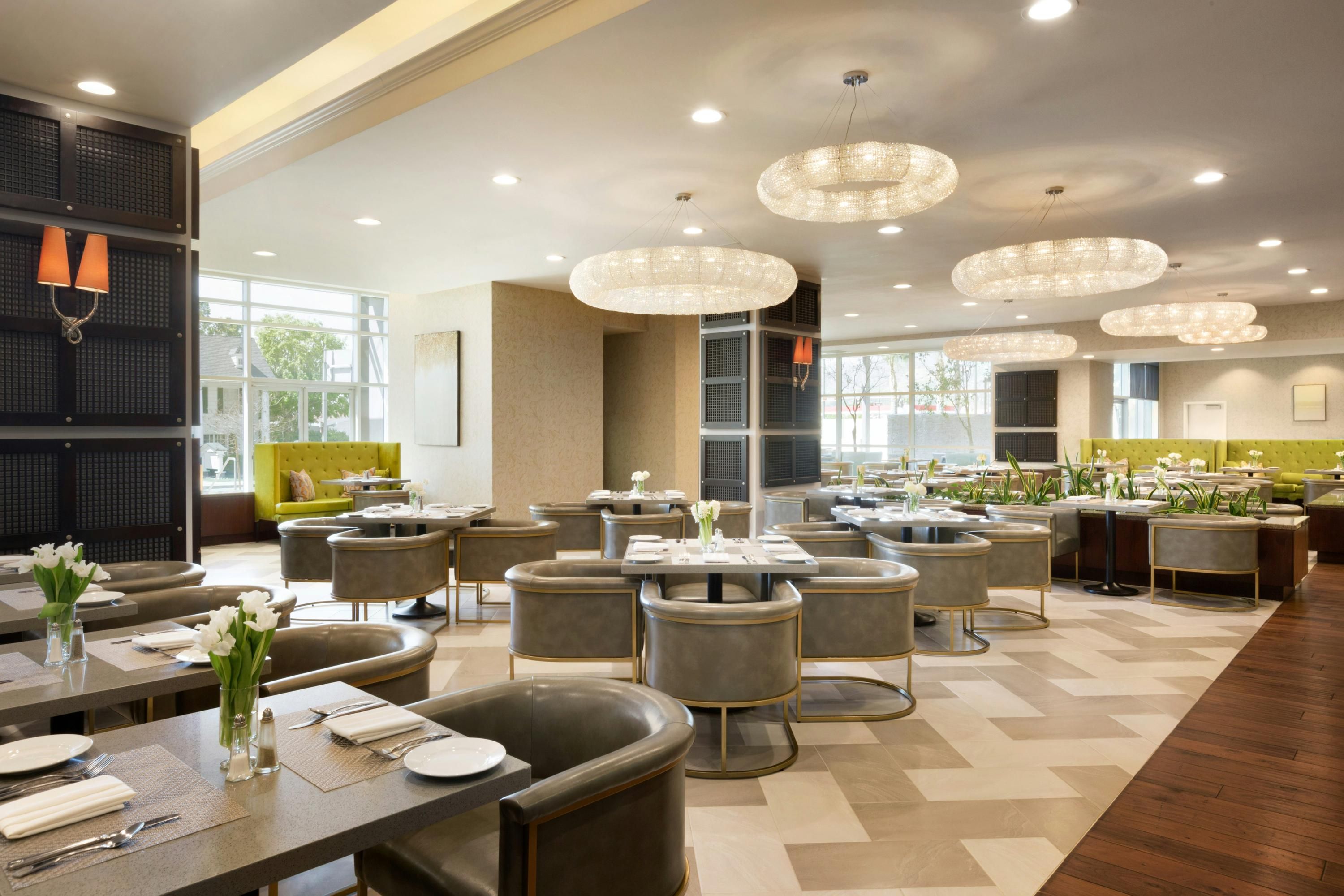 Embassy Suites by Hilton Los Angeles Glendale - Glendale - Restaurant