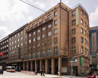 فندق Legie - براغ - مبنى