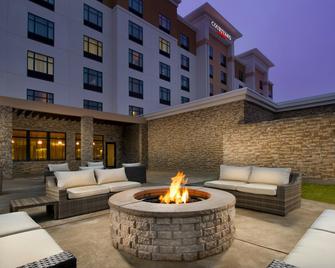 Courtyard by Marriott Dallas DFW Airport North/Grapevine - Grapevine - Patio