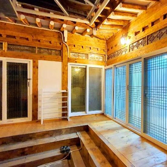 Other view of Hwangridangil Adamjeong