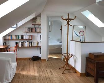 Kersaint-Landunvez, lovely house 300 meters from the water. - Landunvez - Sala de estar
