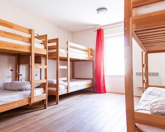 Designer House in Peaceful Provence Village - Châteauneuf-du-Pape - Chambre