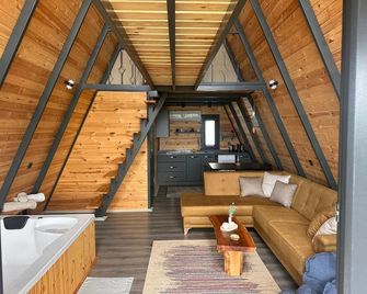 Çicek Bungalov - Rize - Living room