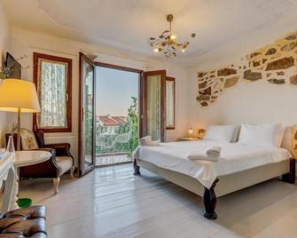 Cunda Battalos Kucuk Hotel - אייבאליק - חדר שינה