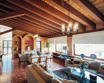 Boutique Hotel & Suites Hacienda Lord Twigg - Puerto Vallarta