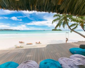 Hotel Le Duc de Praslin - Baie Sainte Anne - Pláž