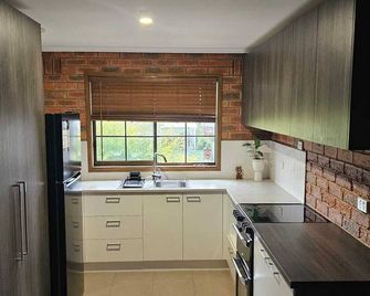 The Heritage Bendigo - Bendigo - Kitchen