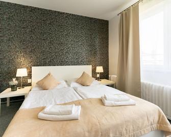 Pension Petit - Bratislava - Bedroom
