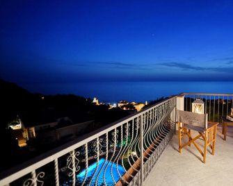 Hotel Garden Riviera - Castellabate - Balkong