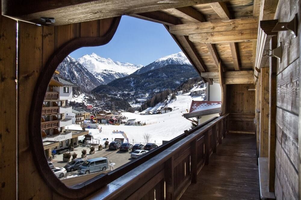 آيه كازا جويل - سكي إن آند أوت أبارتمنتس - سولدين - شرفة