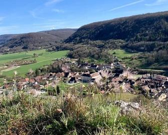 The Ornans countryside - Ornans - Gebouw