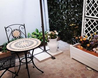 L'Opera dei Pupi B&b - Avola - Uteplats
