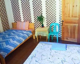 See Too Ville - Stv Home - Hostel - Sagada - Bedroom