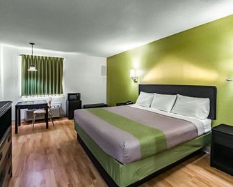 Motel 6 Augusta Ks - Augusta - Schlafzimmer