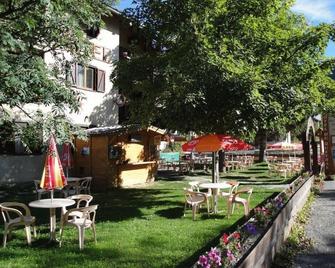 Le Guilazur - Molines-en-Queyras - Patio
