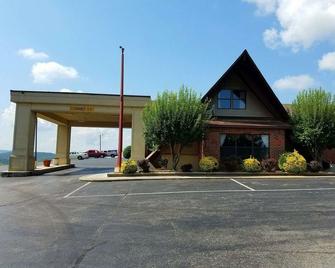 Baymont by Wyndham Cookeville - Cookeville - Rakennus