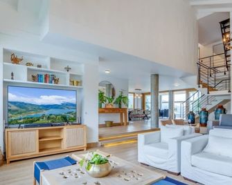 Finca San Antonio - Stunning Luxury by Lago Calima - Restrepo - Sala de estar