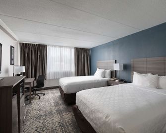 Clarion Hotel & Convention Center Joliet - Joliet - Habitación