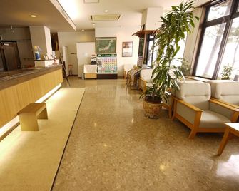 Hotel Route-Inn Myoko Arai - Myoko - Front desk