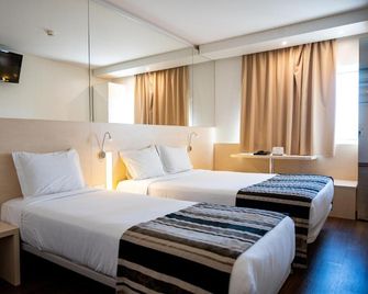 Park Hotel Porto Aeroporto - Maia (Porto) - Camera da letto