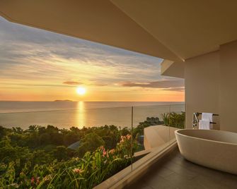 Manado Marriott Resort & Spa - Serey - Bedroom