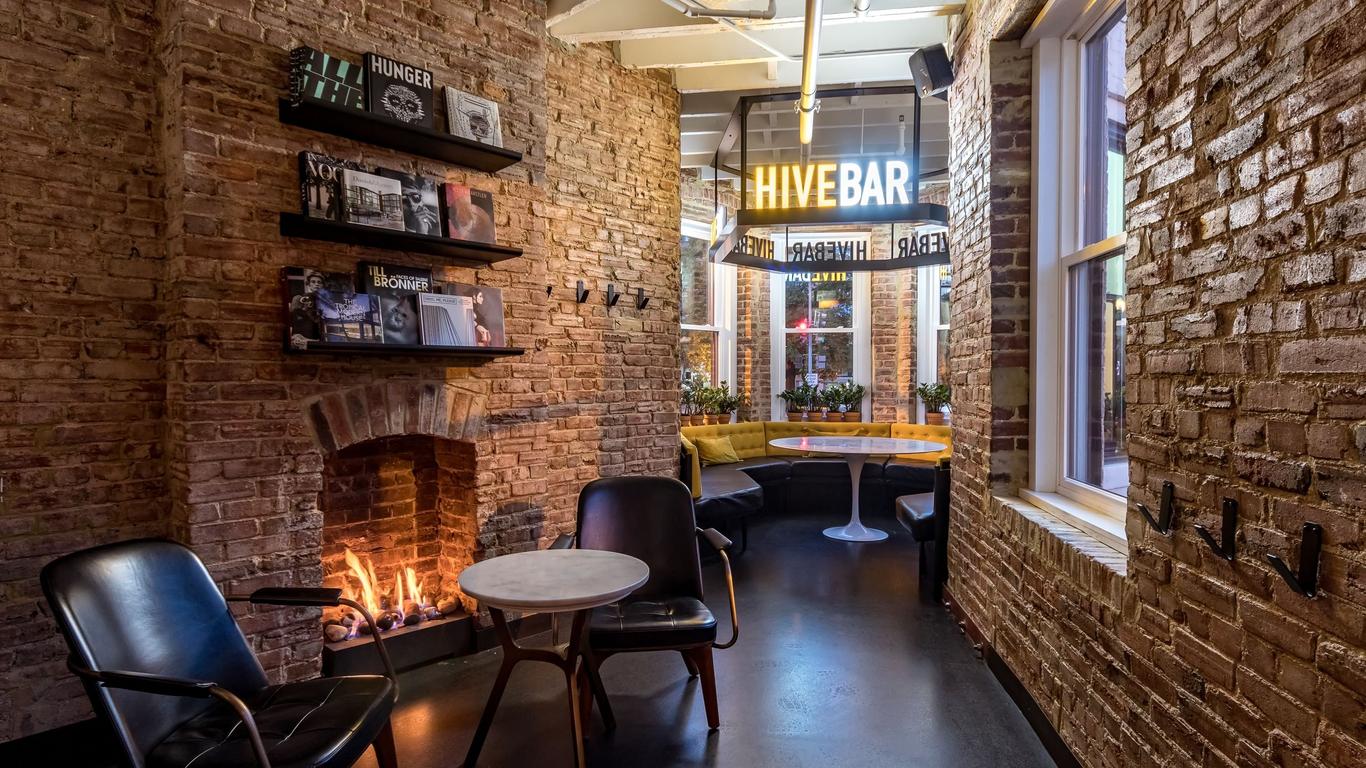 Hotel Hive