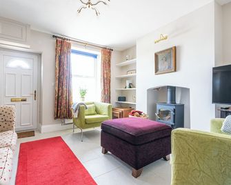 Red Kite Cottage In Easton on the Hill - Stamford - Living room