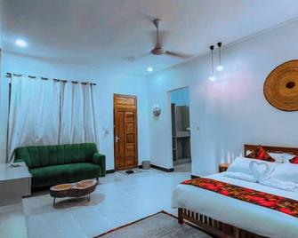 Dream Stay Lodge and Restaurant - Dodoma - Bedroom